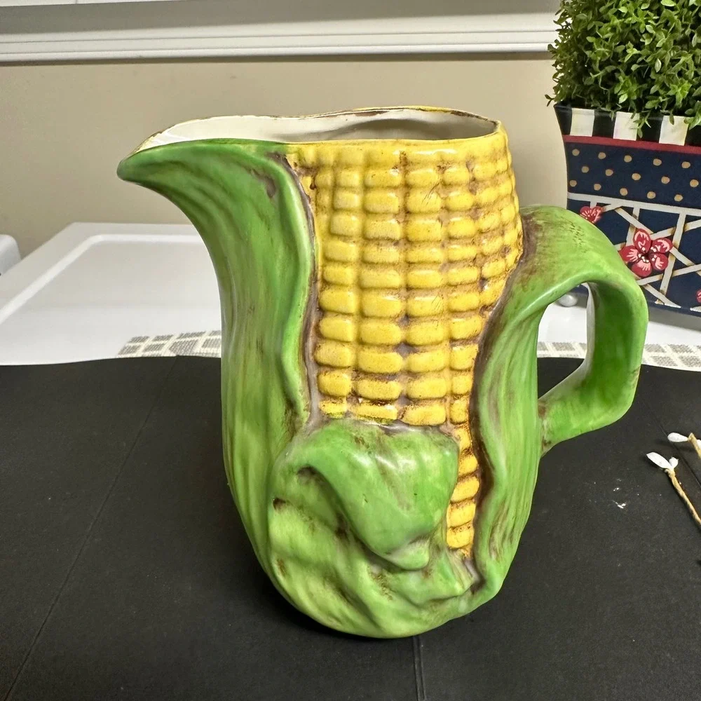 Vintage Set of Corn in Husk Pottery of‎ Jug Platter  Salt & Pepper Shakers Rare